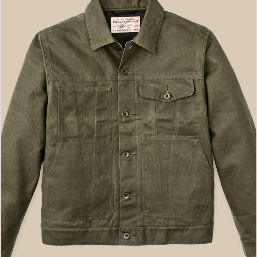 Medium Filson Green tin cloth short lined cruiser men’s.